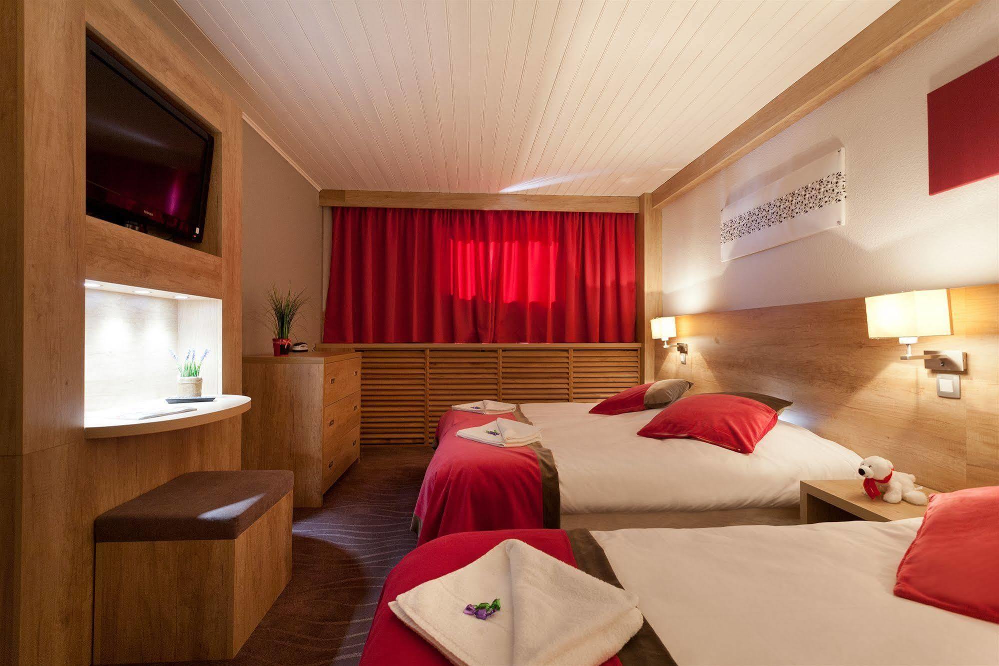 Hotel Club Mmv Le Panorama *** Les Deux Alpes Luaran gambar