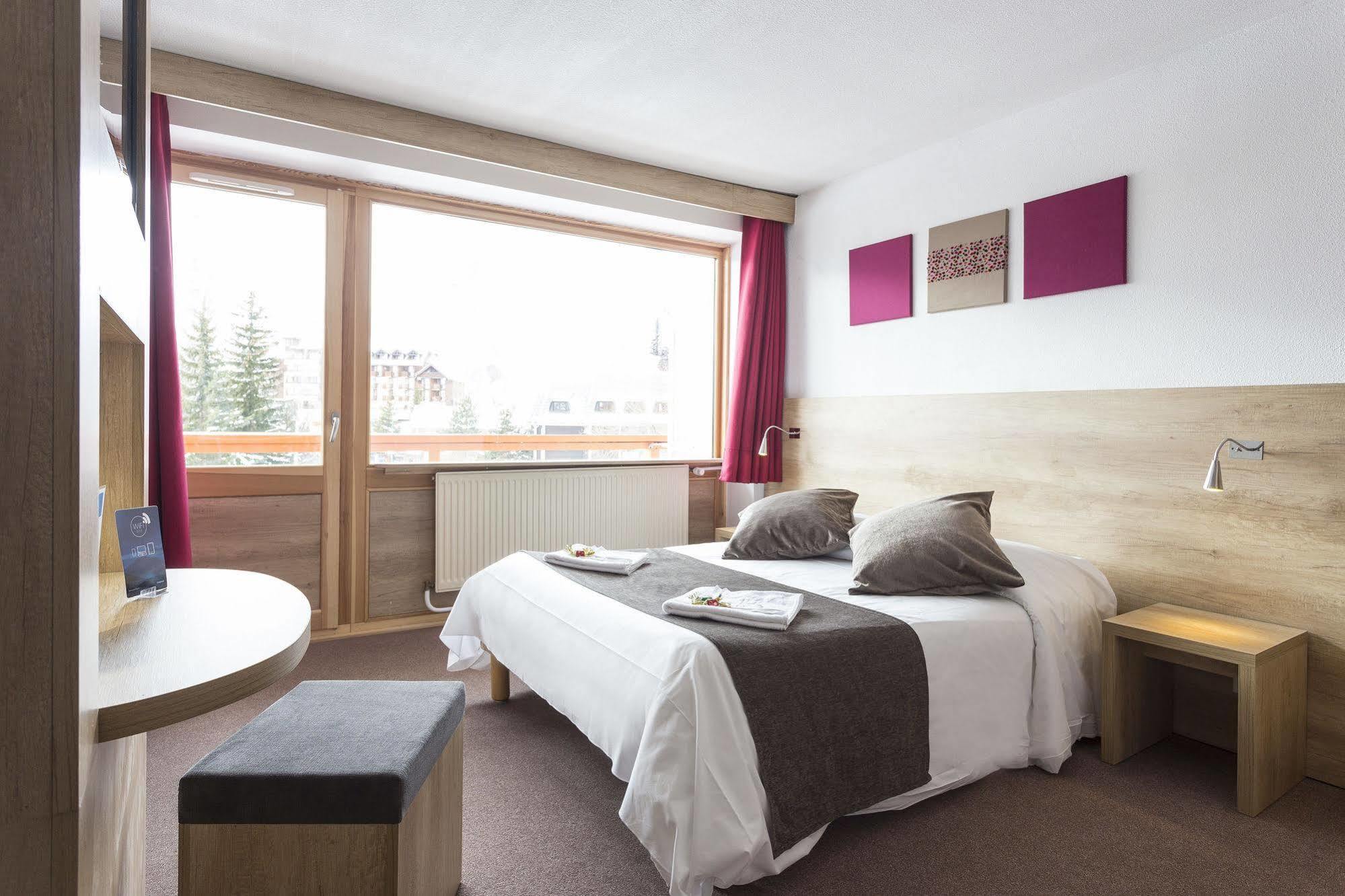 Hotel Club Mmv Le Panorama *** Les Deux Alpes Luaran gambar